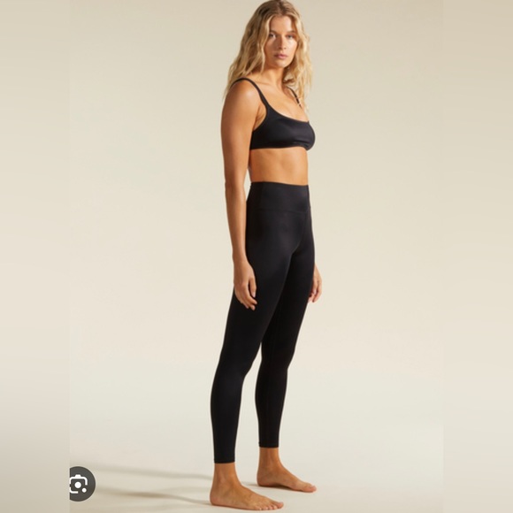 NWT BILLABONG YOGA LEGGINGS - Picture 2 of 9